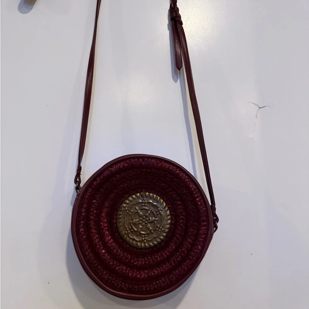 FREE PEOPE Tambourine Roundy Bag Crossbody Full Zip Boho Festival Woven